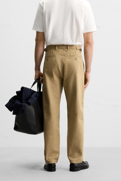 REGULAR FIT CHINO TROUSERS