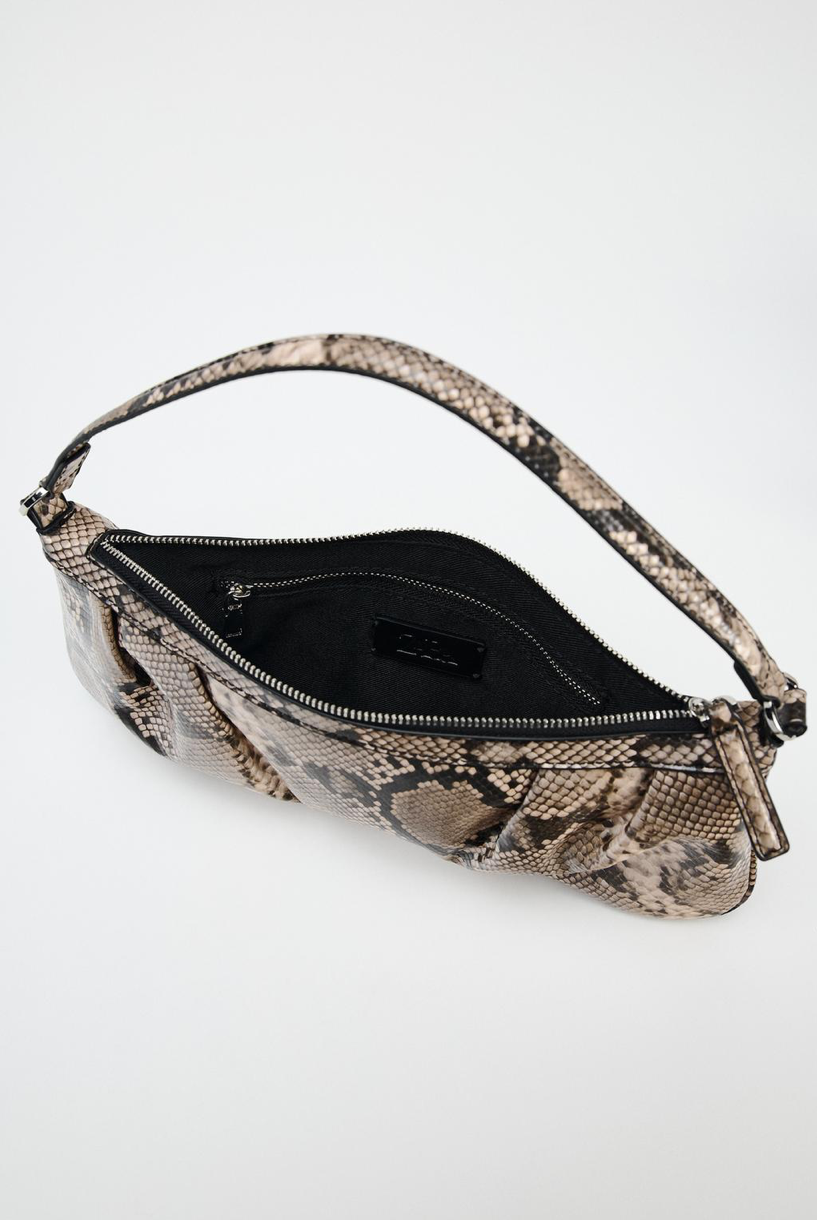 ANIMAL PRINT SHOULDER BAG